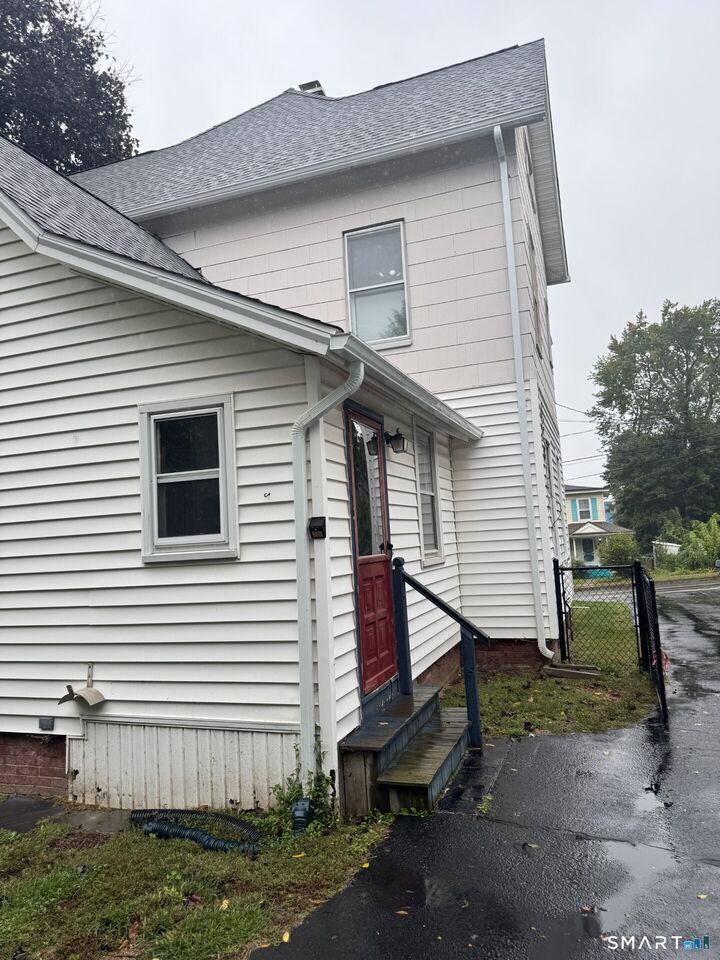 Property Photo: 62 Woodland Street CT 06010
