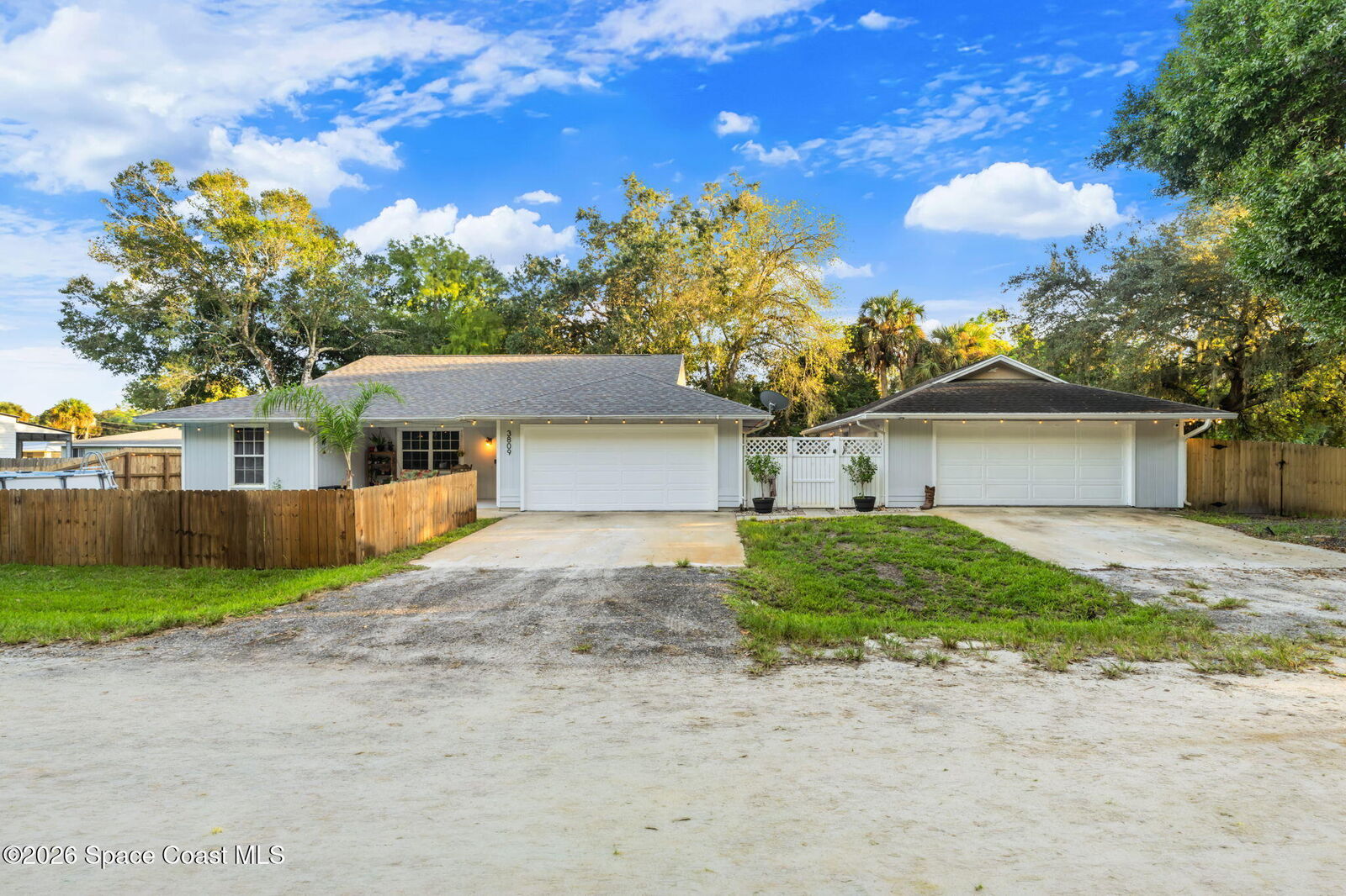 Property Photo: 3809 11th Street SW FL 32968