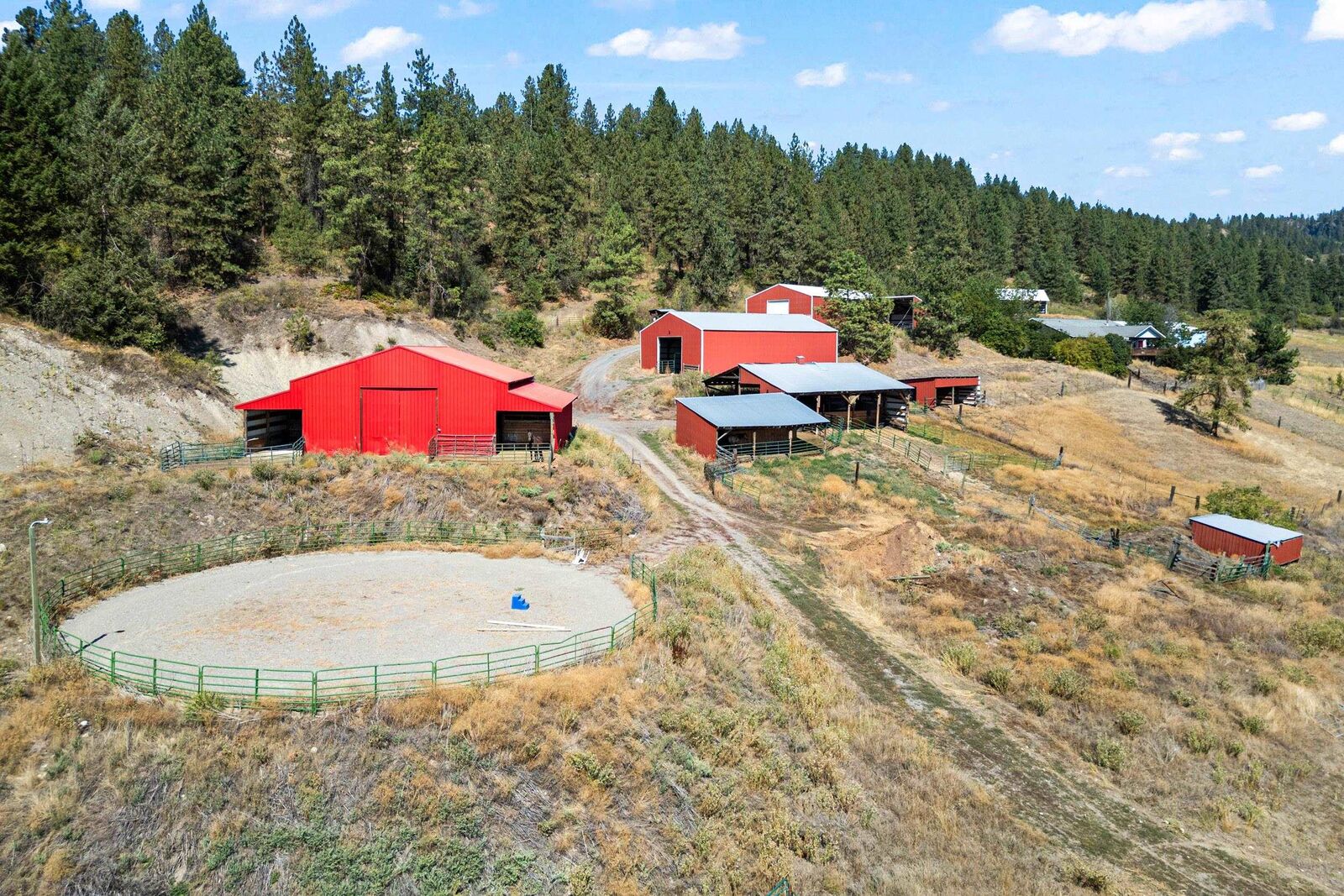 Property Photo:  1497A Pritchard Rd  WA 99126 