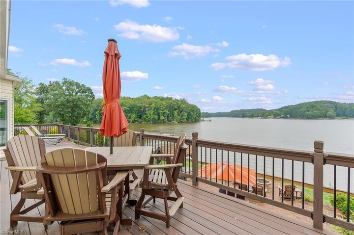 Property Photo:  161 Abbotts Court  NC 27292 