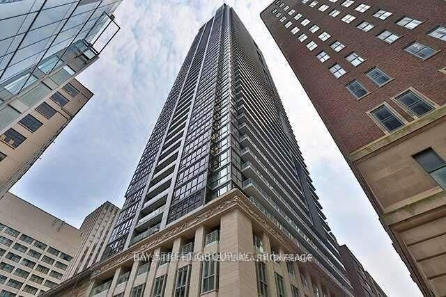 Property Photo:  70 Temperance Street 4306  ON M5H 4E8 