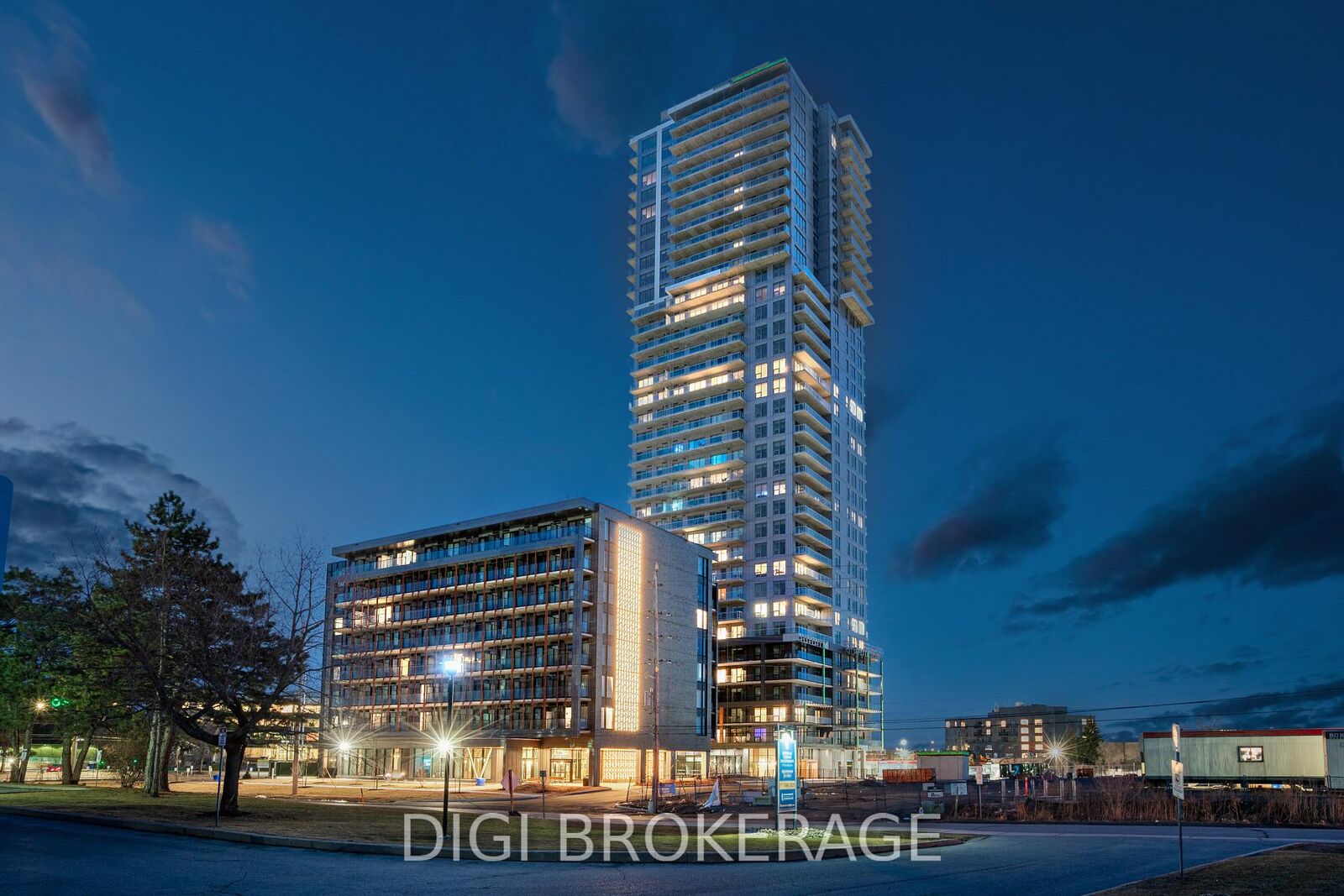 Property Photo:  1240 Cummings Avenue 2407  ON K1J 0E3 