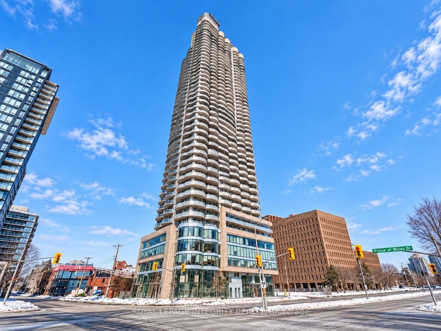 Property Photo:  805 Carling Avenue 1105  ON K1S 5W9 