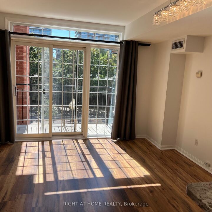 Property Photo:  64 Douro Street 255  ON M6K 3N4 