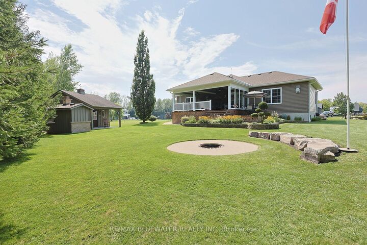 Property Photo:  71837 Sunridge Crescent  ON N0M 1N0 