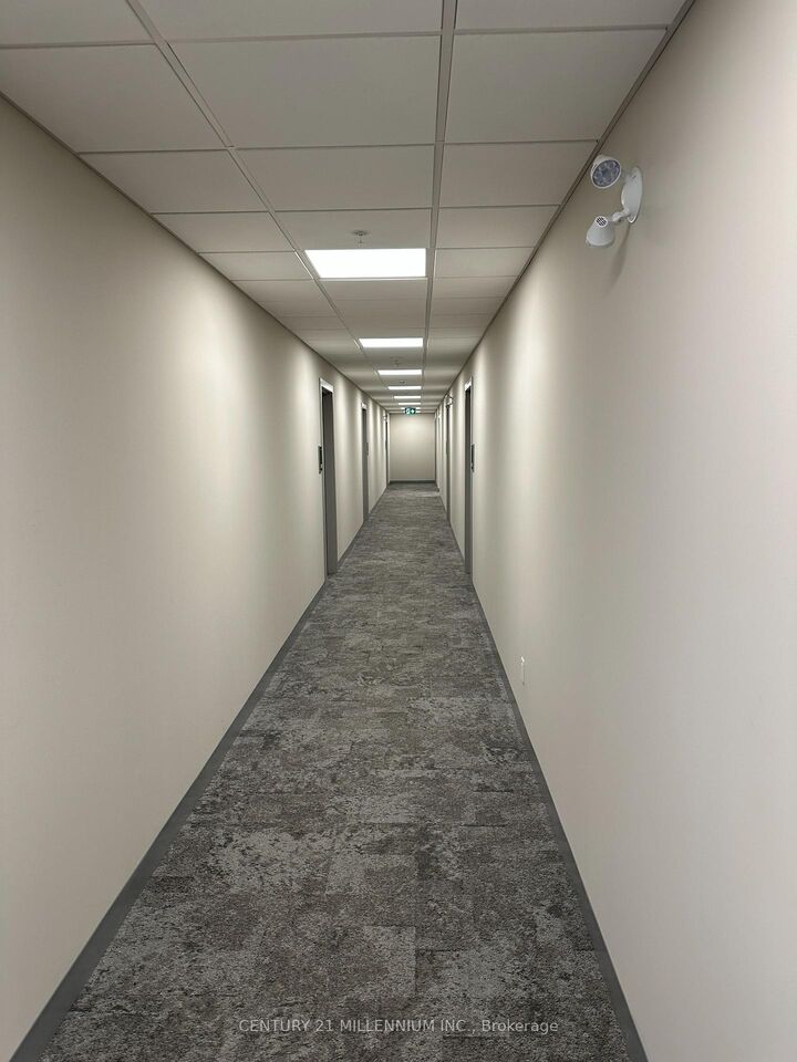 Property Photo:  1000 Lackner Boulevard 512  ON N2A 0L3 