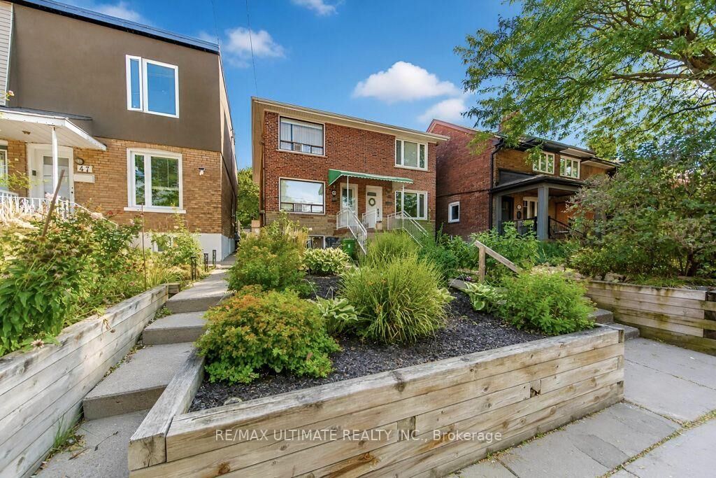 Property Photo:  45 McRoberts Avenue  ON M6E 4P3 