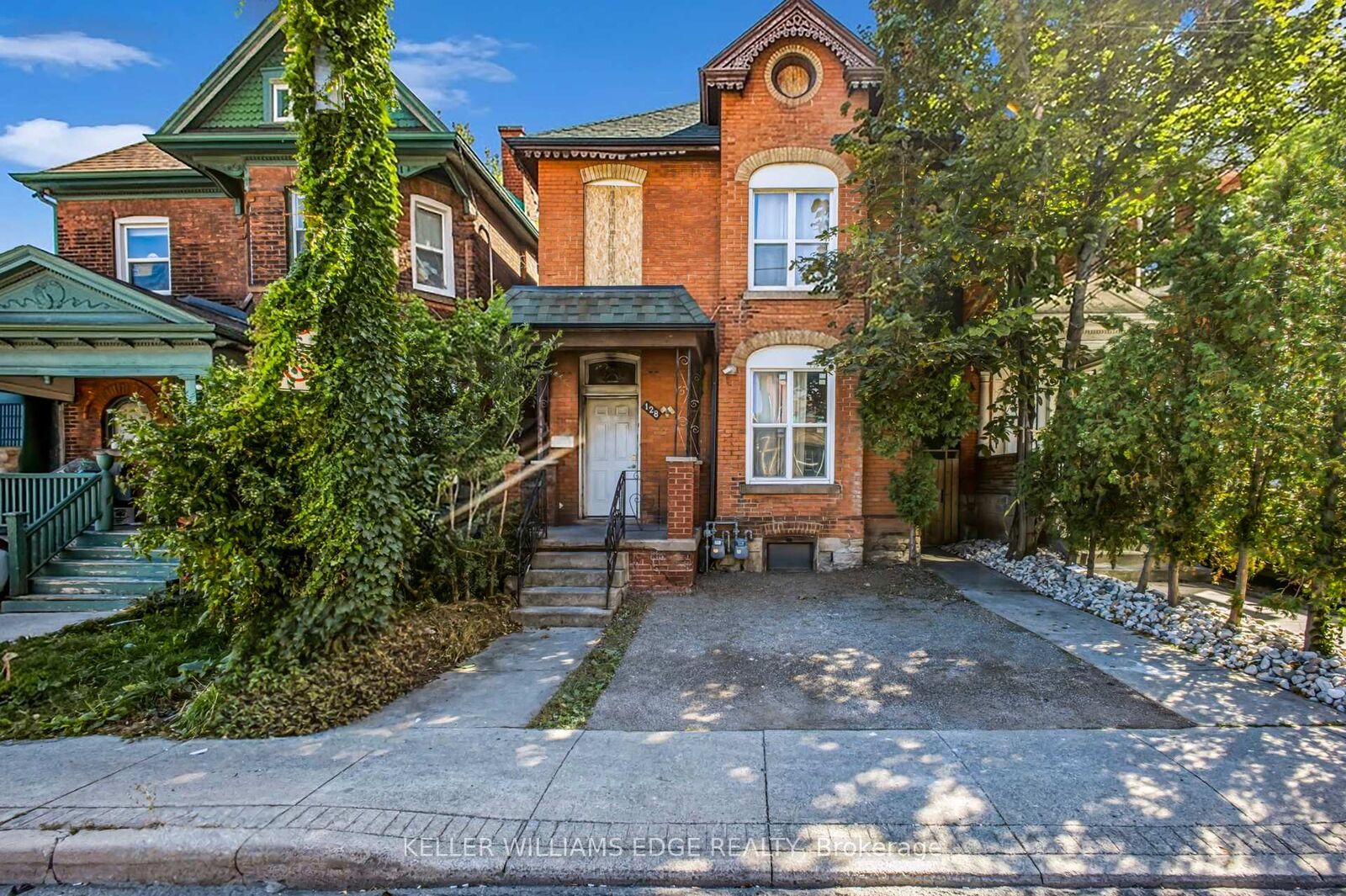 Property Photo:  128 John Street N  ON L8R 1H6 