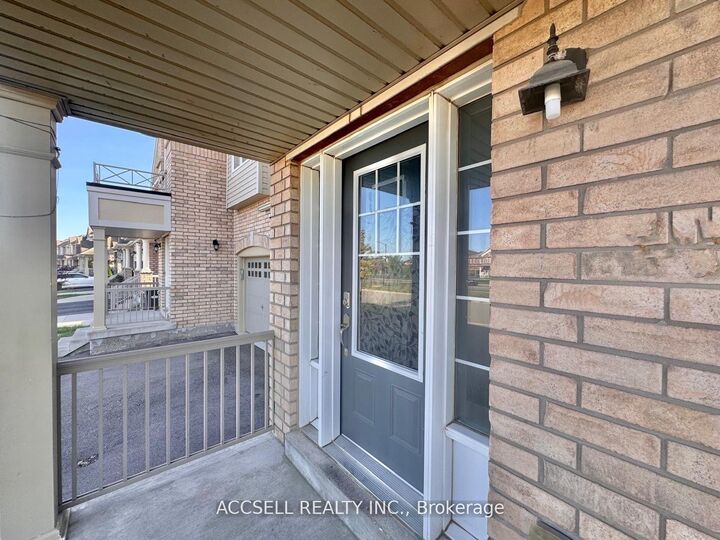 Property Photo:  43 Banbridge Crescent  ON L6X 5M1 