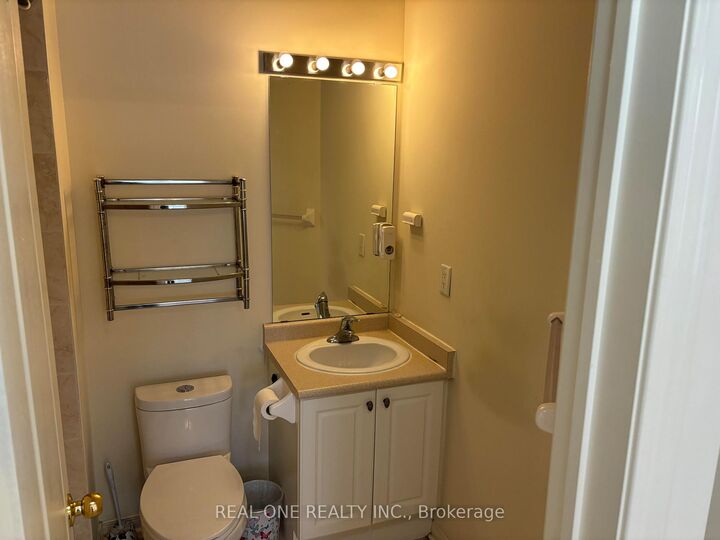 Property Photo:  19 Prince William Drive  ON L3R 7V5 