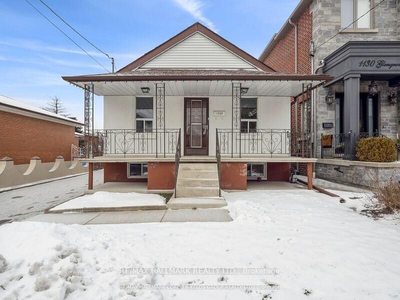 Property Photo:  1132 Glengrove Avenue  ON M6B 2K4 
