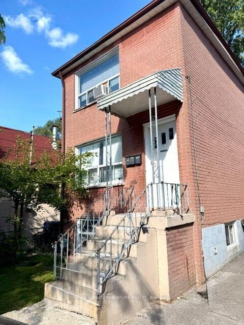 Property Photo:  152 Barker Avenue Lower  ON M4C 2P1 