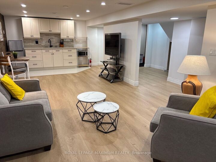 Property Photo:  18 Richland Crescent  ON M9C 4C7 