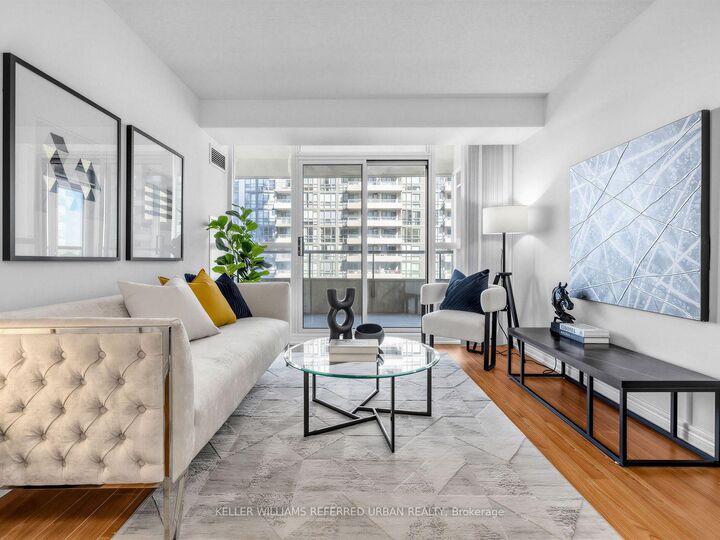 Property Photo:  23 Hollywood Avenue 1807  ON M2N 7L8 
