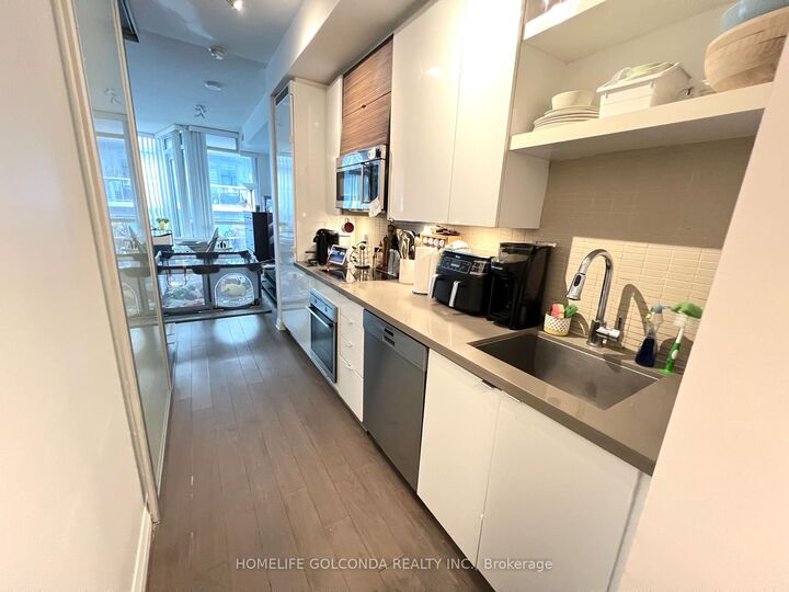 Property Photo:  60 Annie Craig Drive 710  ON M8V 0C5 