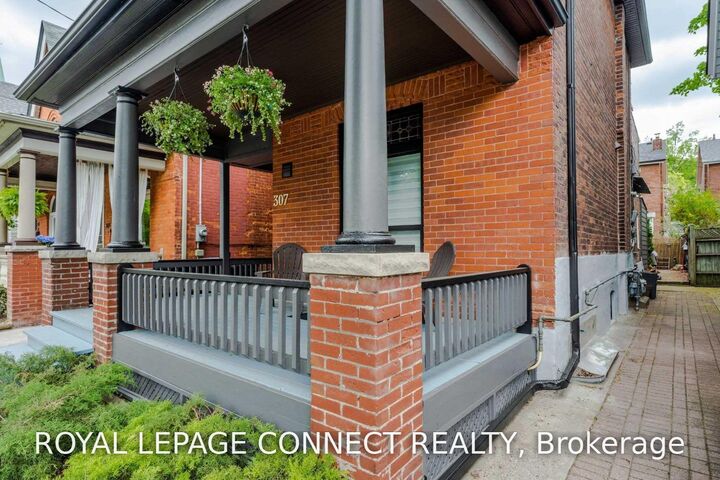 Property Photo:  307 Pacific Avenue Suite 4  ON M6P 2P8 