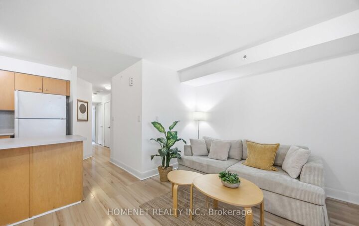 Property Photo:  415 Jarvis Street 121  ON M4Y 3C1 