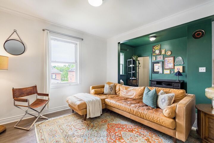 Property Photo:  344 First Street  ON L4R 3P2 