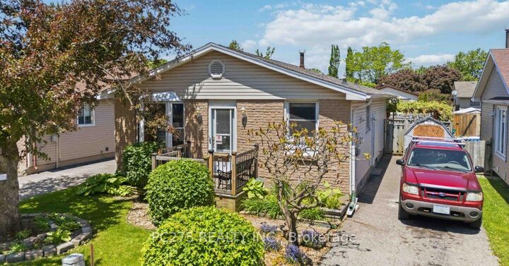 Photo de la propriété: 82 Muriel Crescent ON N6E 2K5
