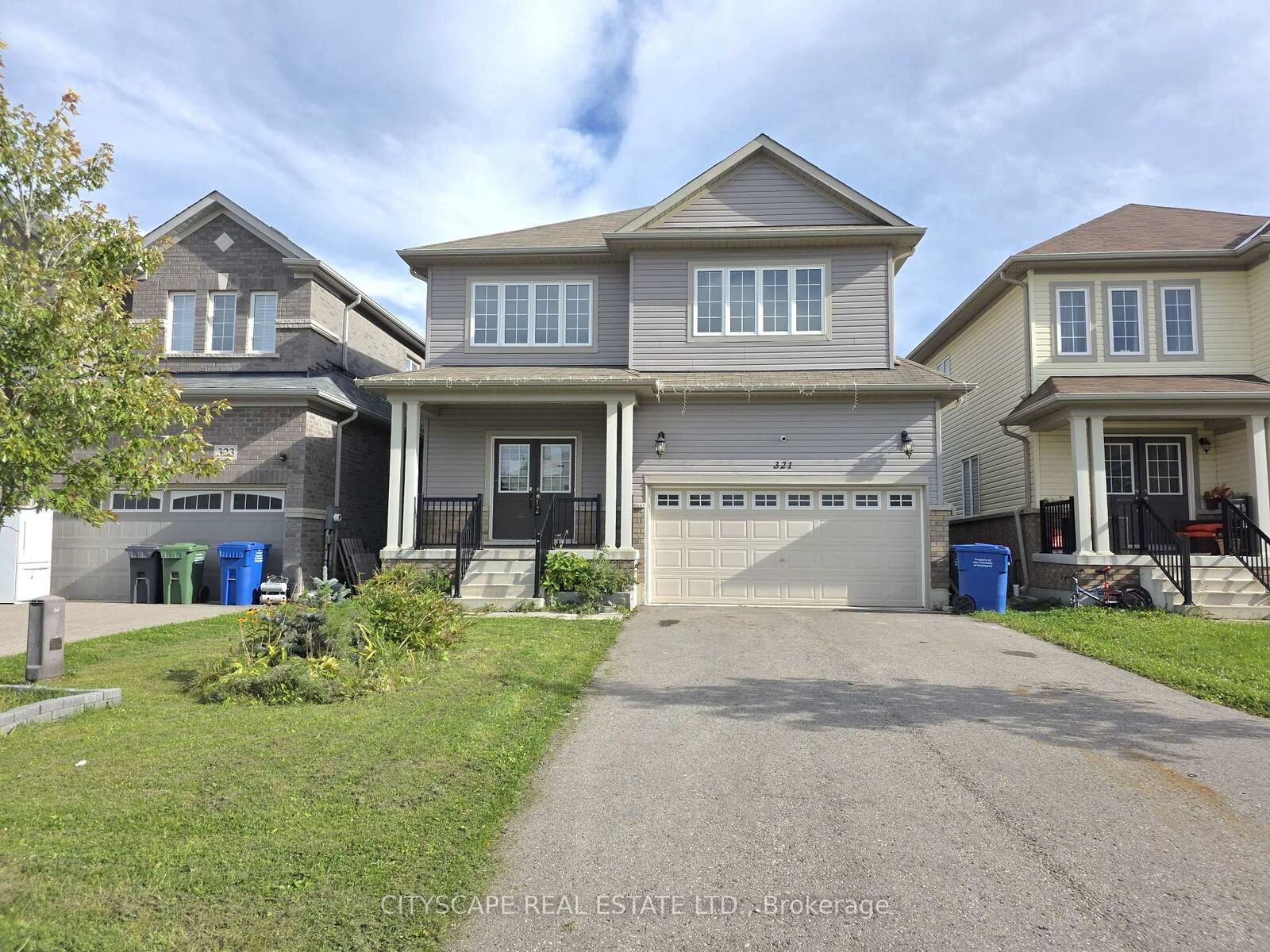 Property Photo:  321 Van Dusen Avenue  ON N0C 1B0 