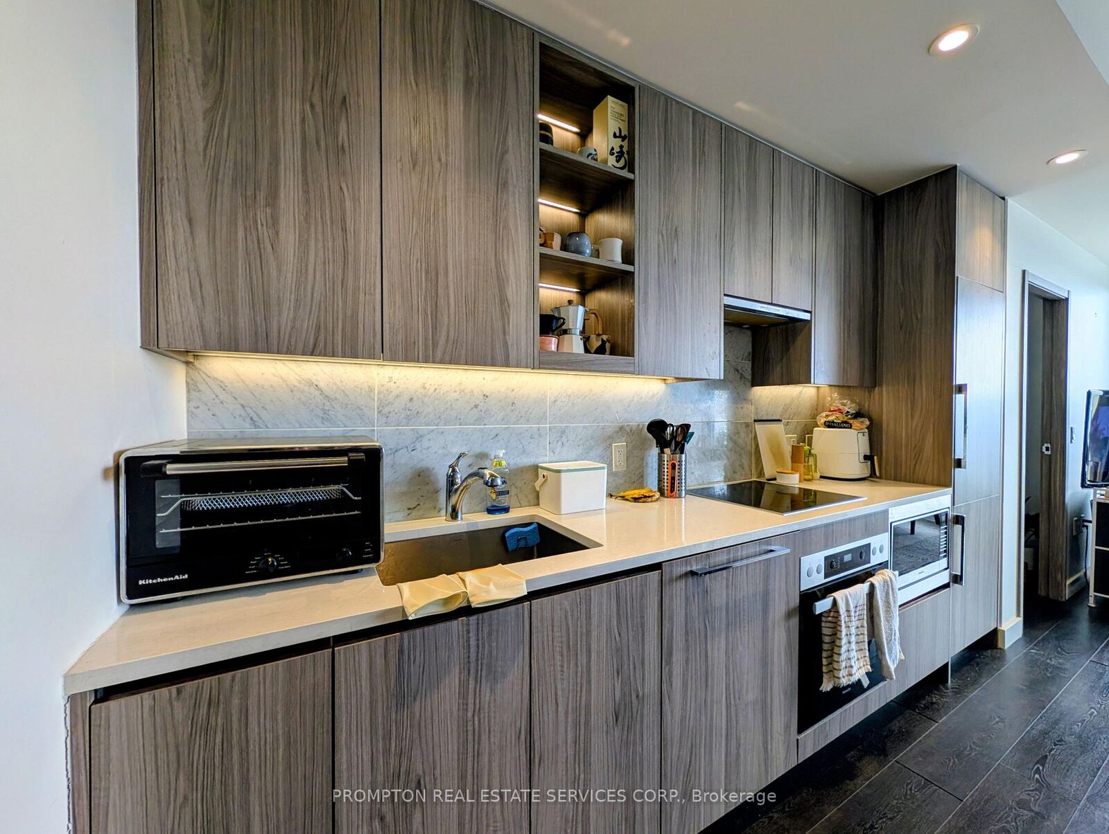 Property Photo:  85 McMahon Drive 1503  ON M2K 0H1 