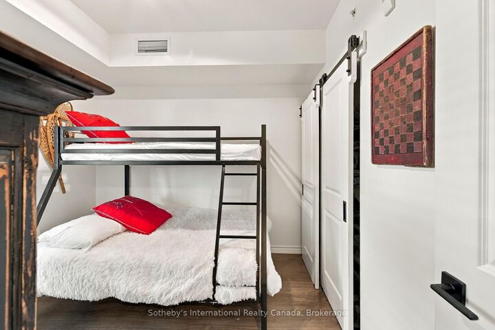 Property Photo:  17 Spooner Crescent 206  ON L9Y 1T3 