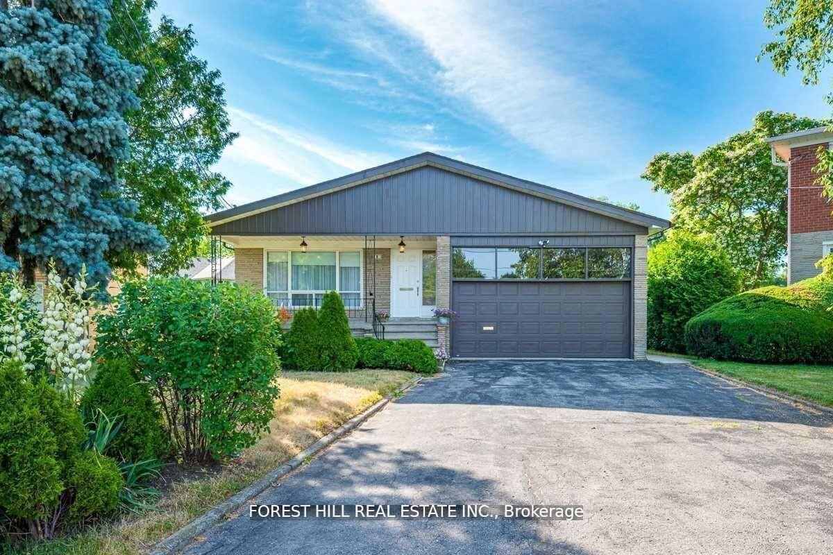Property Photo:  3 Tokay Court  ON M3H 3V2 