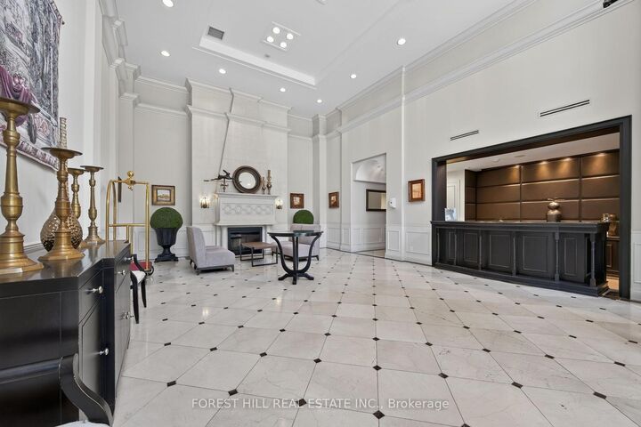 Property Photo:  350 Red Maple Road 407  ON L4C 0T5 