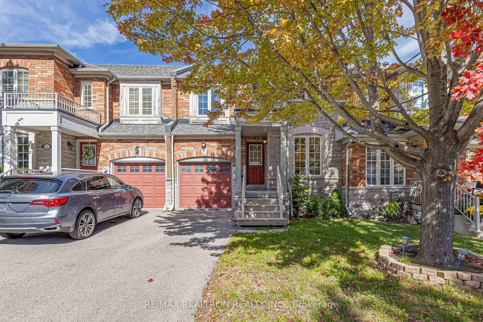 Property Photo:  10 Macgregor Avenue  ON L4B 4S8 
