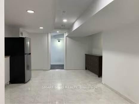 Property Photo:  370 Delaware Avenue Lower  ON M6H 2T8 