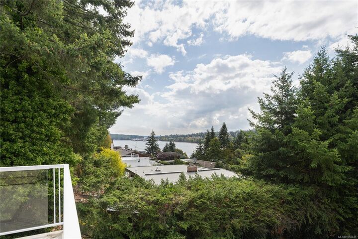 Property Photo:  1491 Sherwood Dr  BC V9T 1G8 