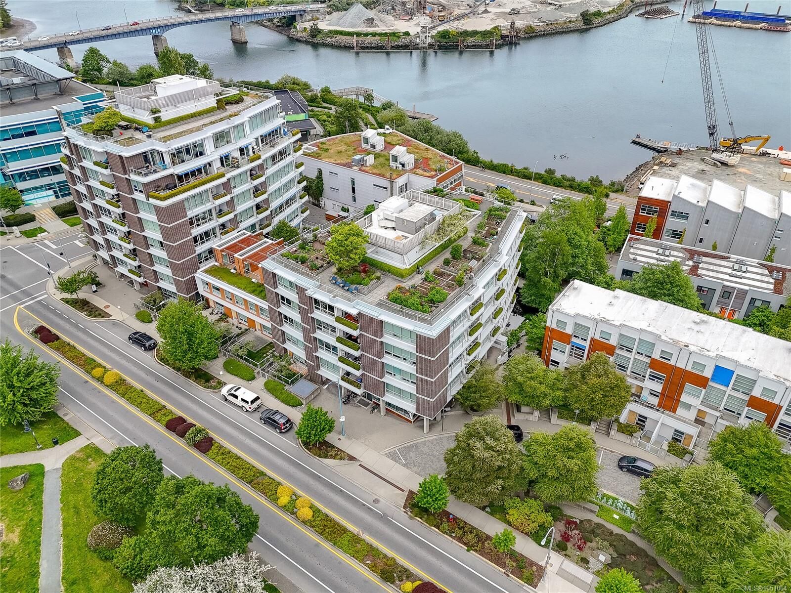 Property Photo:  391 Tyee Rd #406  BC V9A 0A9 