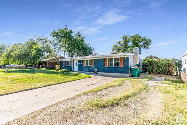 Property Photo:  1619 N Davis W  UT 84041 