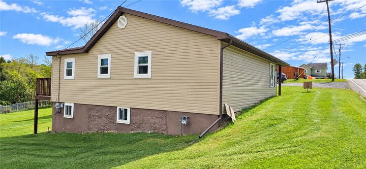 Property Photo: 708 - 718 Main St PA 15711