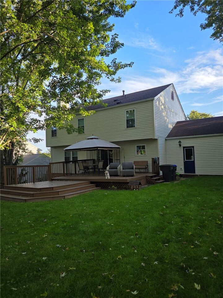 Property Photo: 163 Woodbine Dr PA 16066