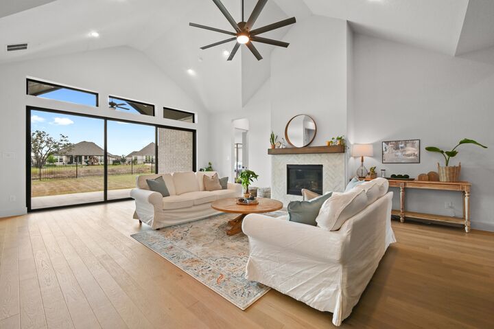 Property Photo: 461 Leaning Rock Ridge TX 78737