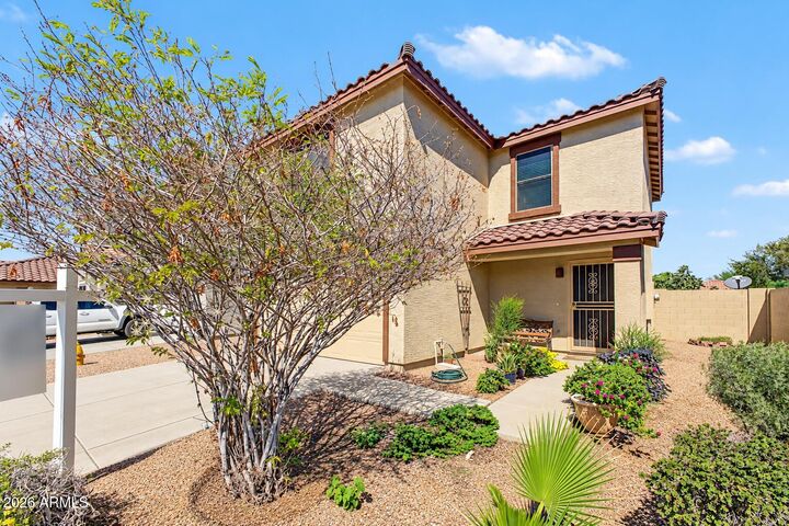 Property Photo:  2224 E Spruce Drive  AZ 85286 