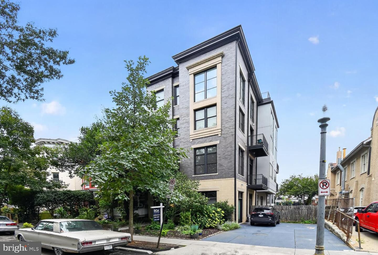 Property Photo:  1767 Lanier Place NW 4  DC 20009 