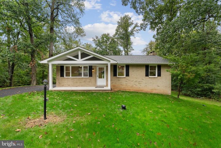 Property Photo:  3012 Merle Court  MD 21776 