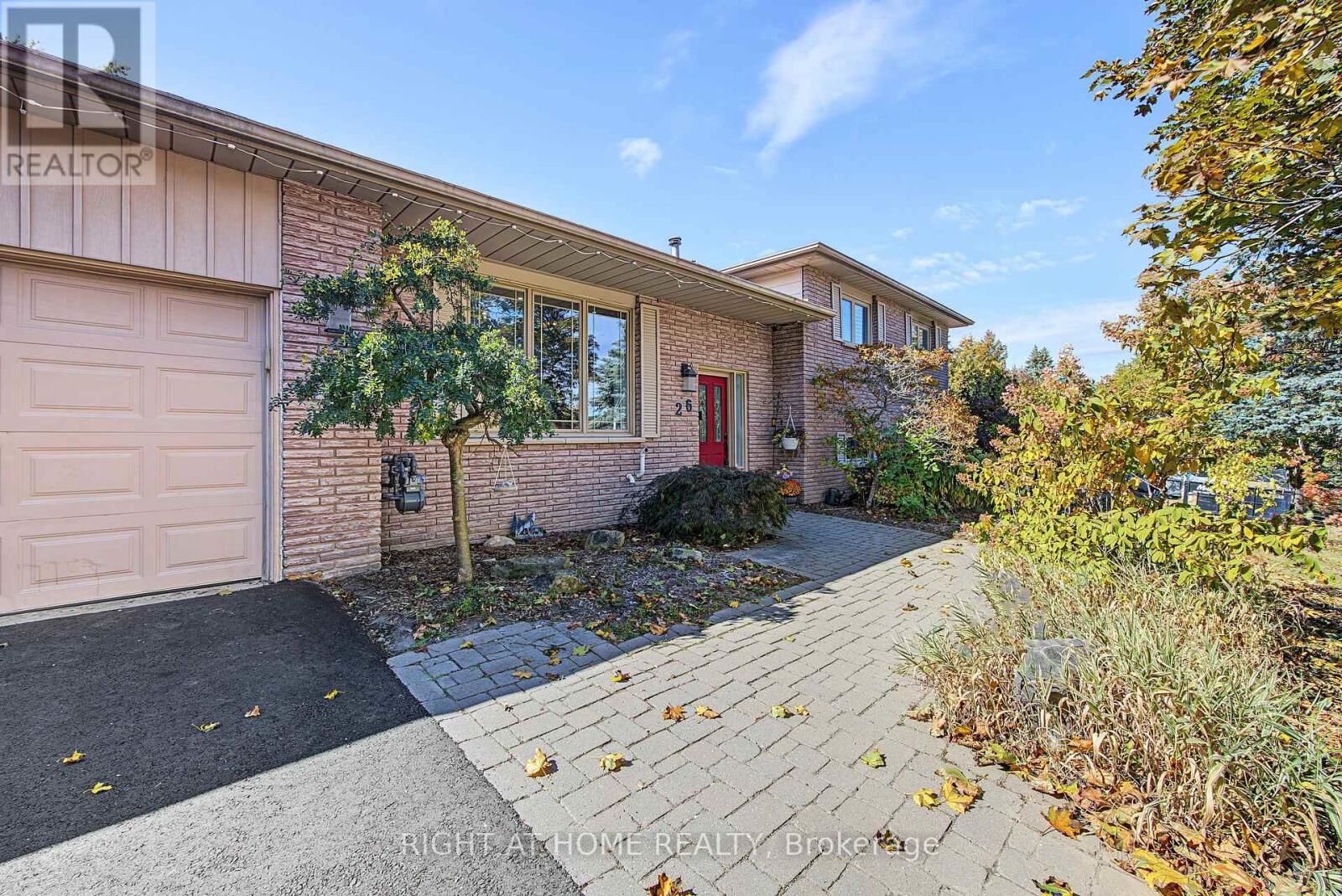 Property Photo:  26 William Rex Crescent  ON N0B 1T0 