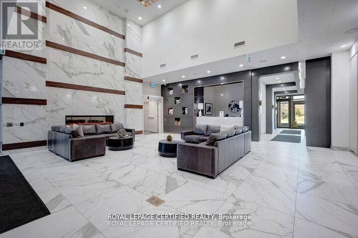 Property Photo:  1050 Main Street East 114  ON L9T 9M3 