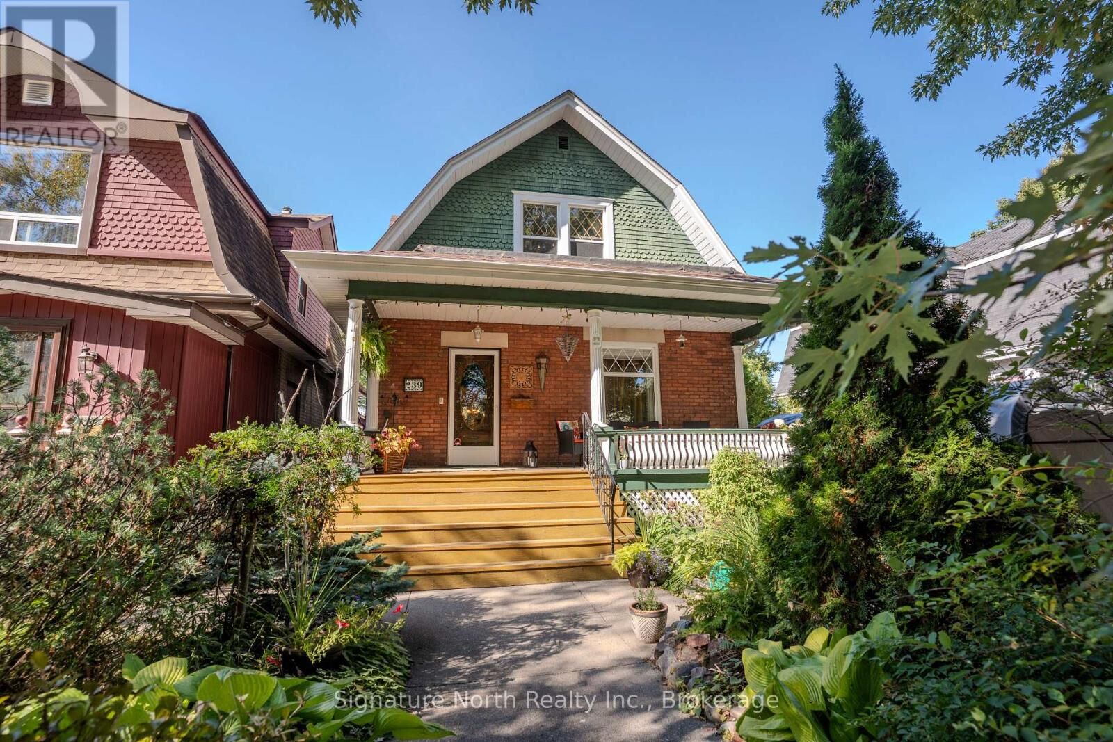 Property Photo:  239 Marks Street North  ON P7C 4E9 