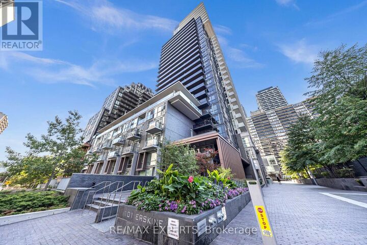 Property Photo:  101 Erskine Avenue 2103  ON M4P 0C5 