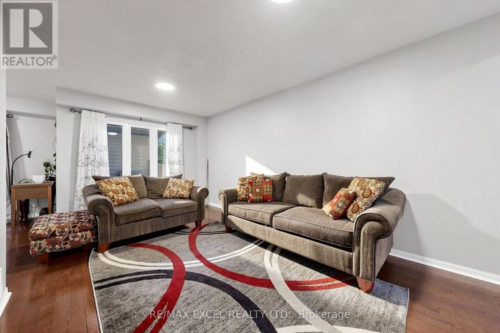 Property Photo: 24 Redheugh Crescent ON M1W 3C3