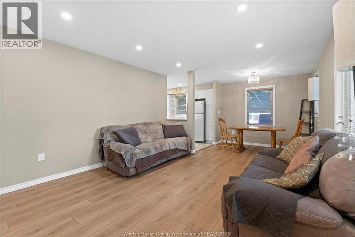Property Photo:  3163 Curry Avenue  ON N9E 2T2 