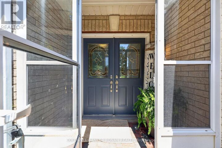 Property Photo: 61 Darling Crescent ON L9R 1P5