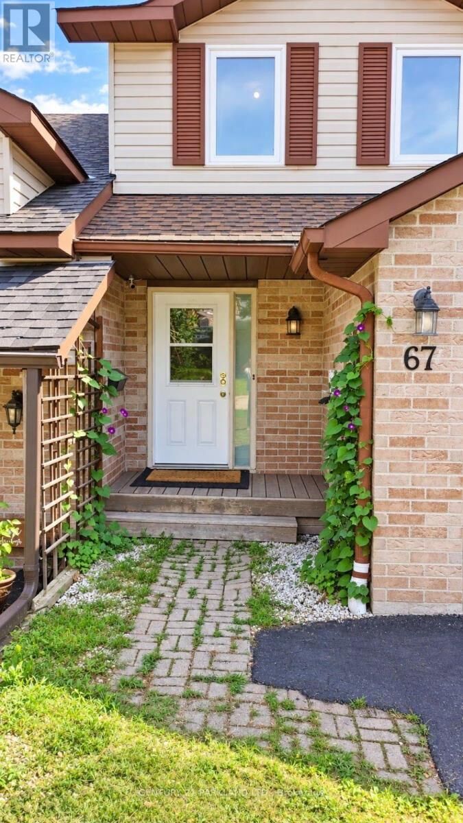 Property Photo:  67 Melinda Crescent  ON L4N 5T7 