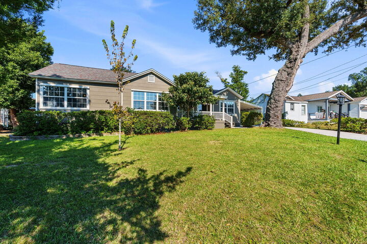 Property Photo:  306 S Macarthur Avenue  FL 32401 