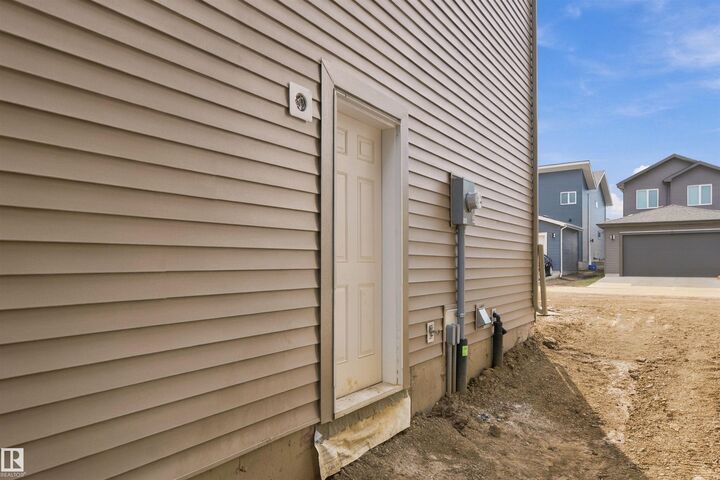 Property Photo:  7 Worwyck Common  AB T7X 3G5 