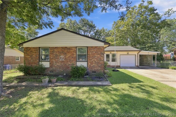 Property Photo:  433 Morningside Drive  NC 28311 